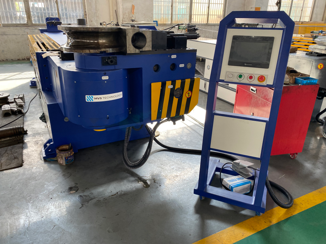 بندر أنابيب الغاز العالمي باستخدام الحاسب الآلي NC شبه الأوتوماتيكي