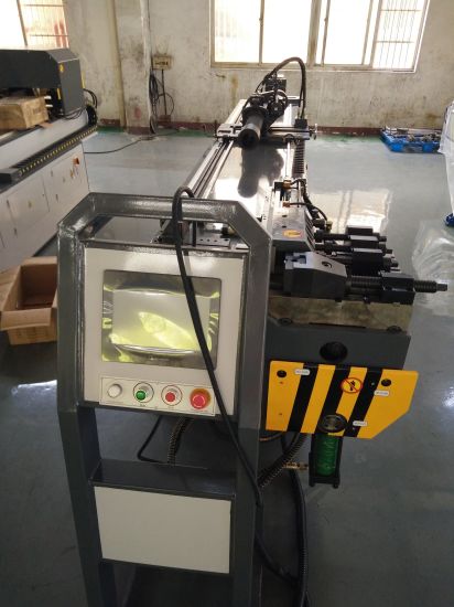 آلة ثني الأنبوب CNC لقطر الأنبوب الكبير (GM-SB-120NCBA)