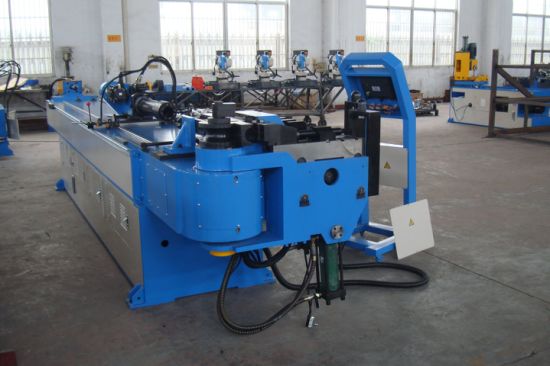 آلات ثني الأنابيب الدائرية CNC (GM-SB-76CNC)